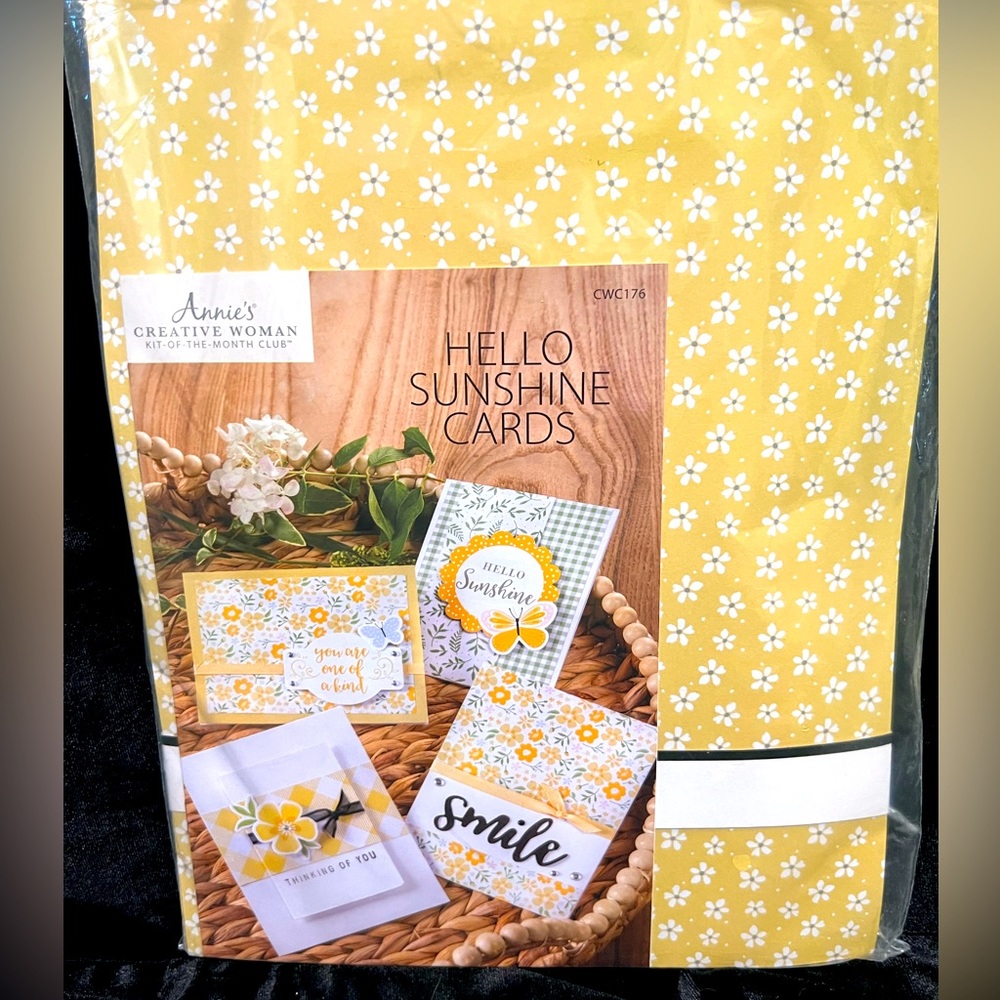 *Bundle and SAVE* Annie’s Creative Woman Craft Kit